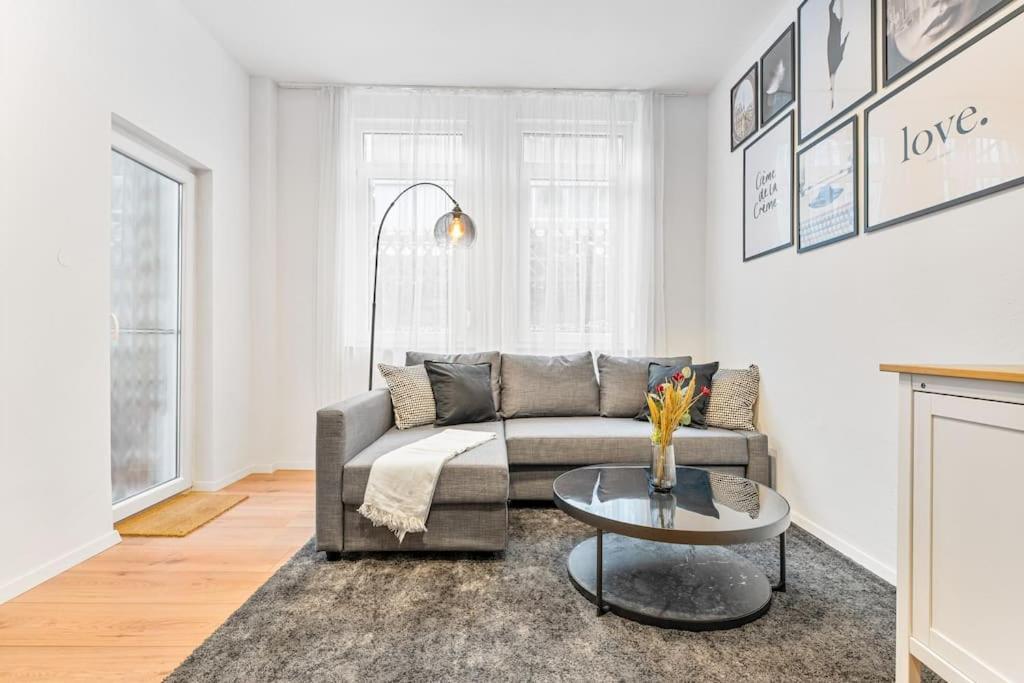 3-Zimmer-Wohnung In Λέονμπεργκ Εξωτερικό φωτογραφία