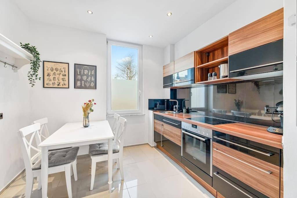 3-Zimmer-Wohnung In Λέονμπεργκ Εξωτερικό φωτογραφία